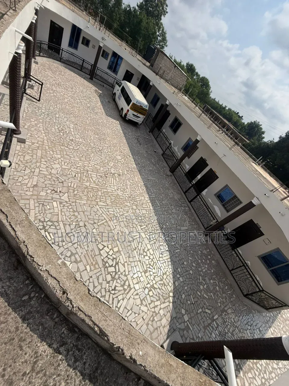 20bdrm Apartment in Kumasi Boadi for sale in Kumasi Metropolitan