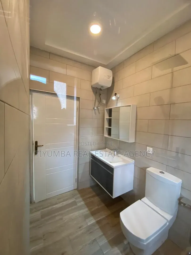 4bdrm Duplex in Tiyumba Real Estate, ECOMOG for rent in ECOMOG