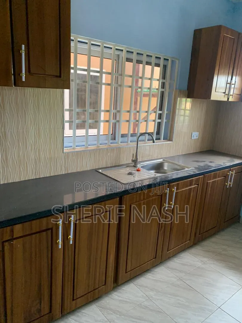 2bdrm Apartment in Ashiyie Fullani, Accra Metropolitan for rent in Accra Metropolitan