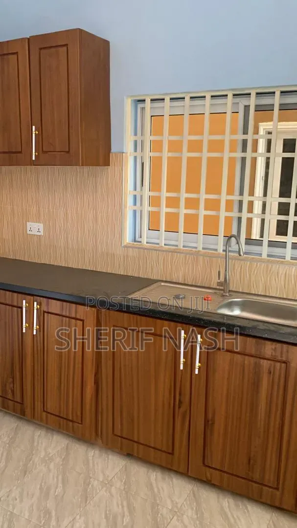 2bdrm Apartment in Ashiyie Fullani, Accra Metropolitan for rent in Accra Metropolitan