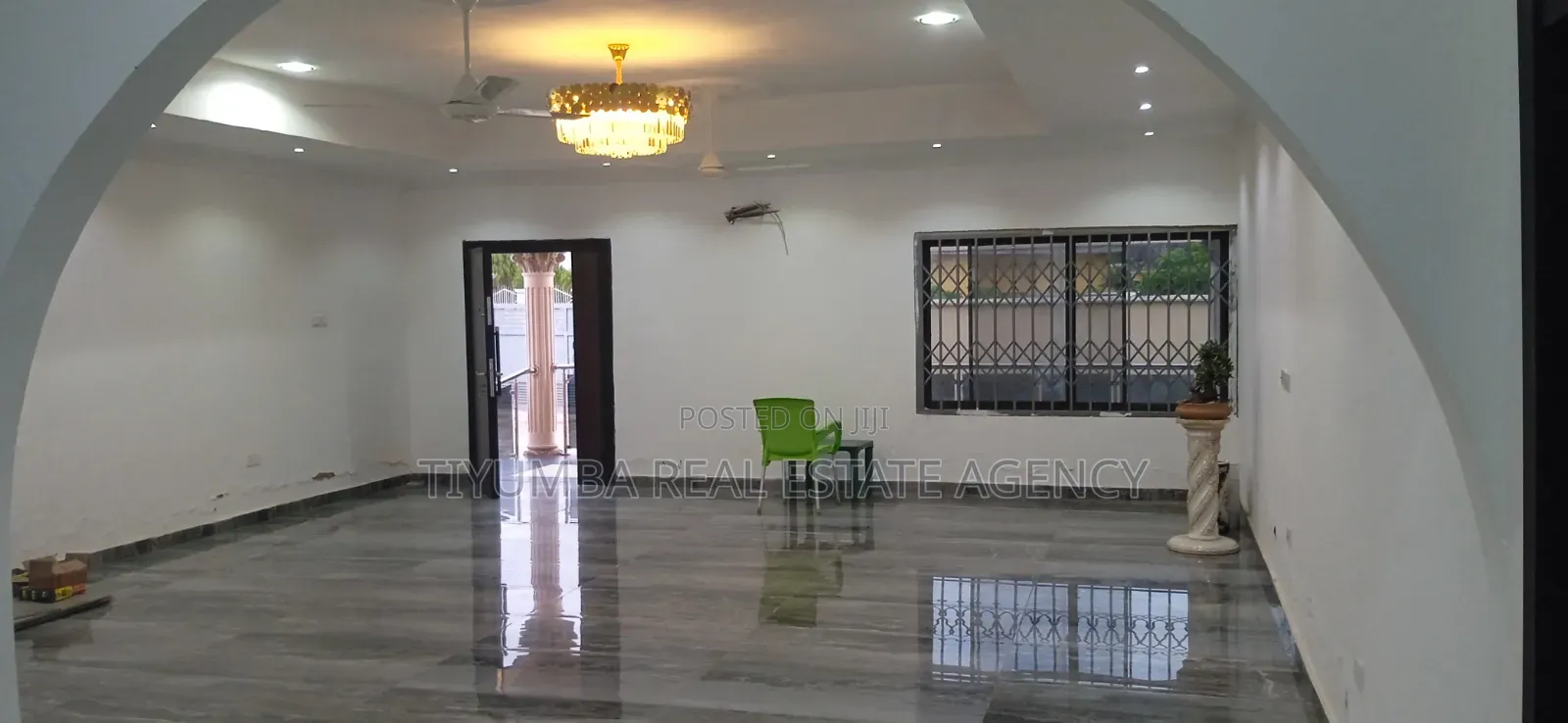 7bdrm House in Tiyumba Real Estate, Pillar 2 for rent in Pillar 2