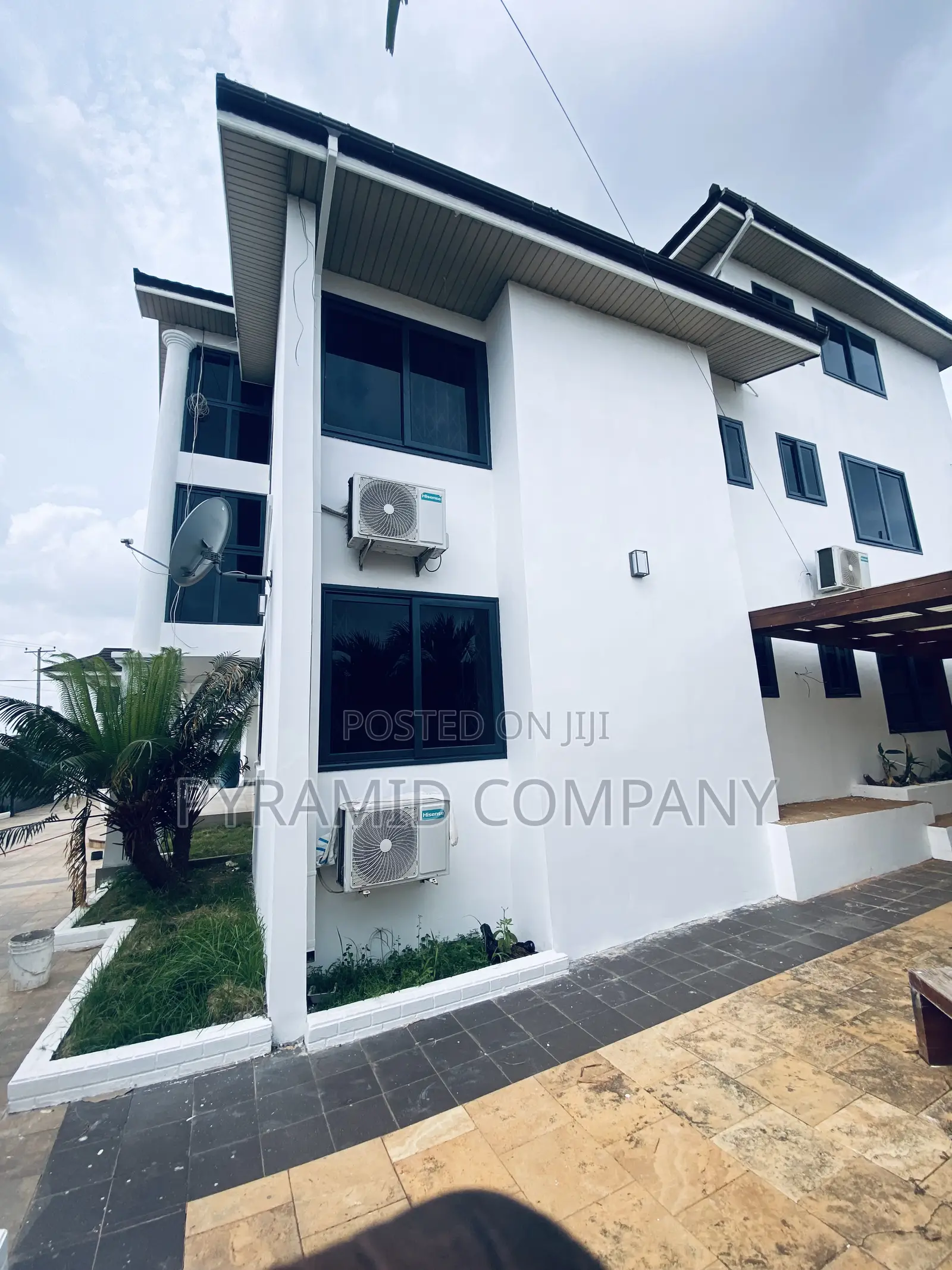 Furnished 7bdrm Mansion in Ofankor Barrier for sale in Ofankor