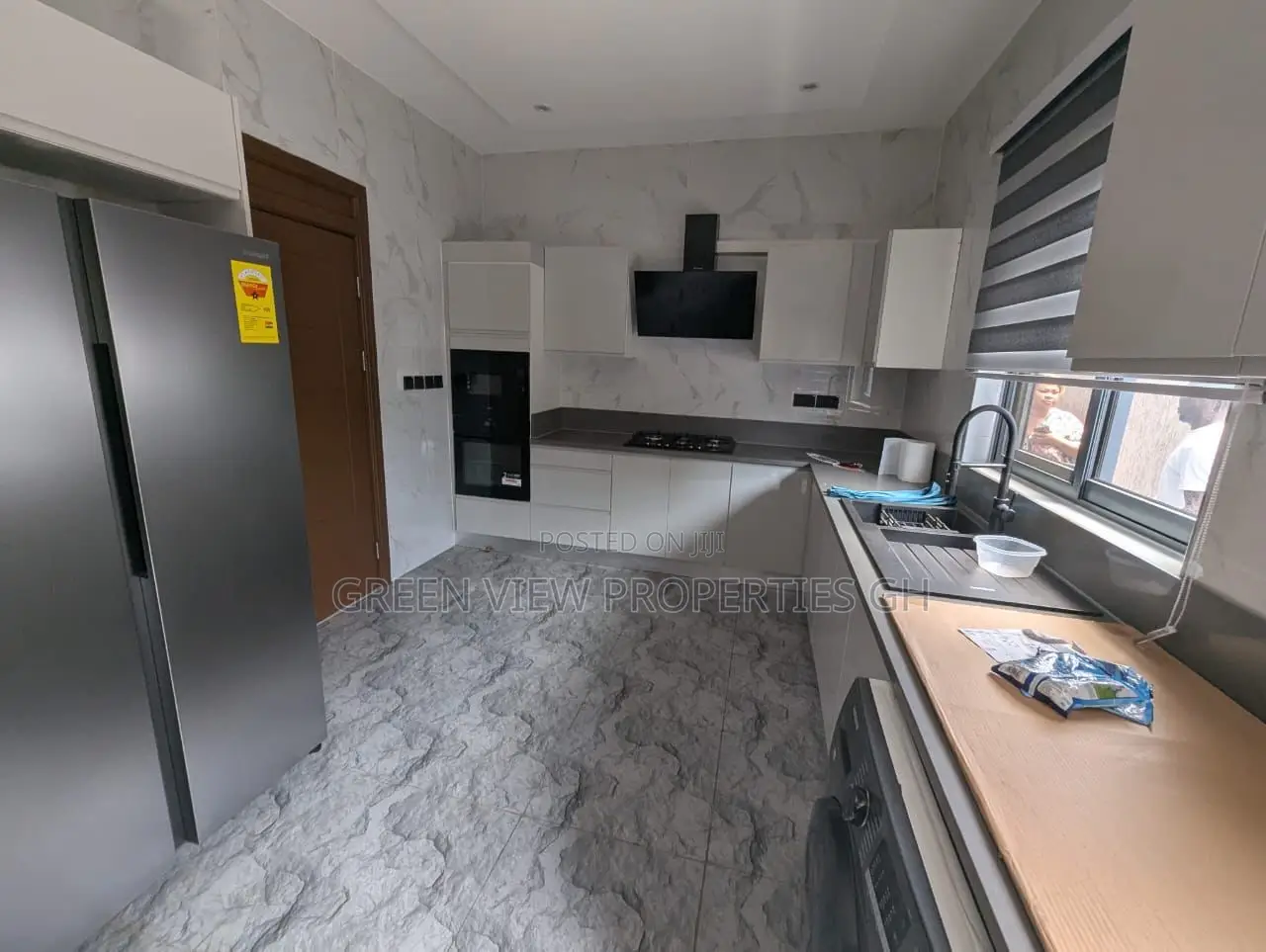 3bdrm Duplex in Airport Residential Area for rent in Airport Residential Area