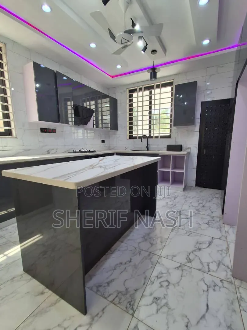 4bdrm Duplex in Agbogba, Accra Metropolitan for sale in Accra Metropolitan