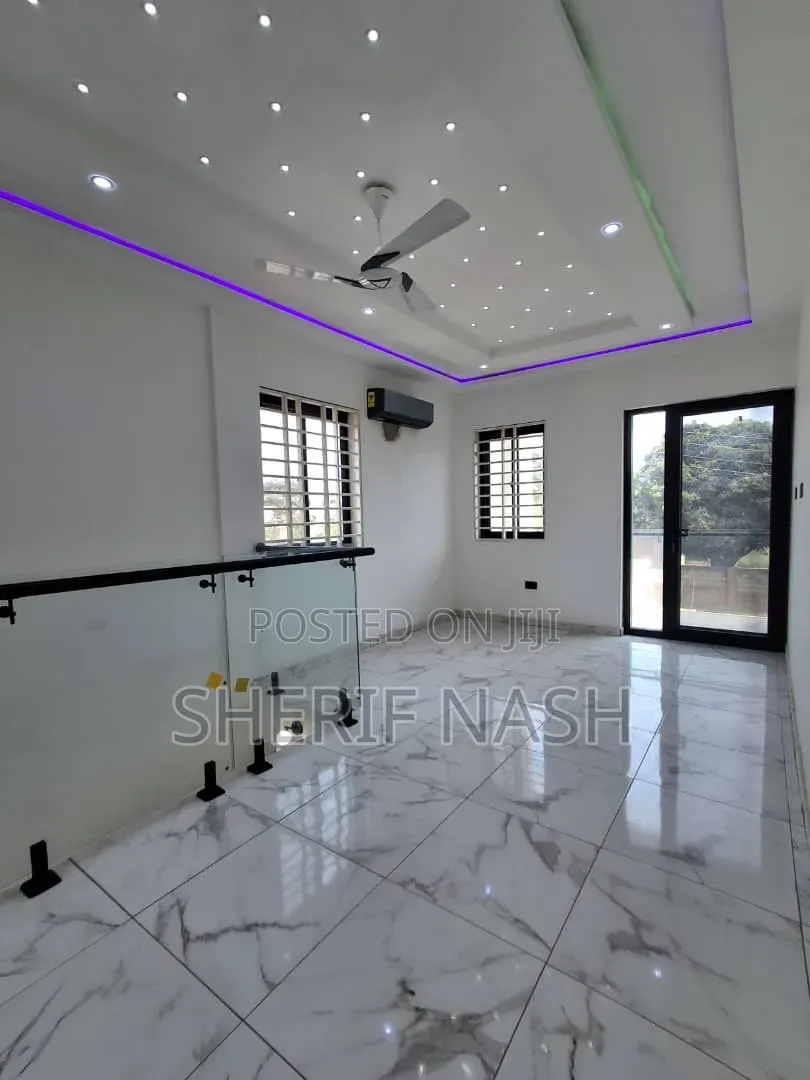 4bdrm Duplex in Agbogba, Accra Metropolitan for sale in Accra Metropolitan
