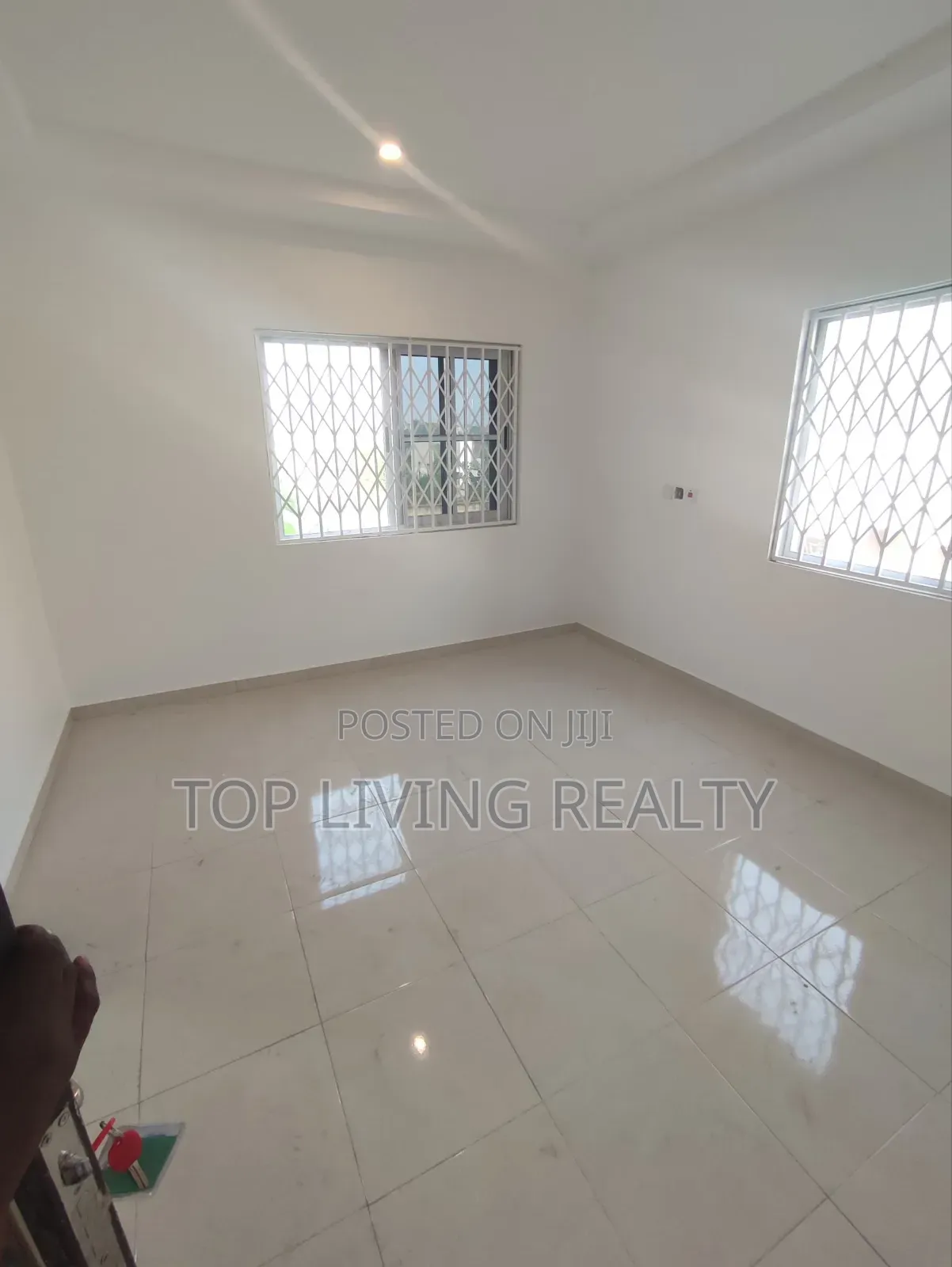 2bdrm Apartment in Nanakrom, Nmai-Dzorn for sale in Nmai-Dzorn