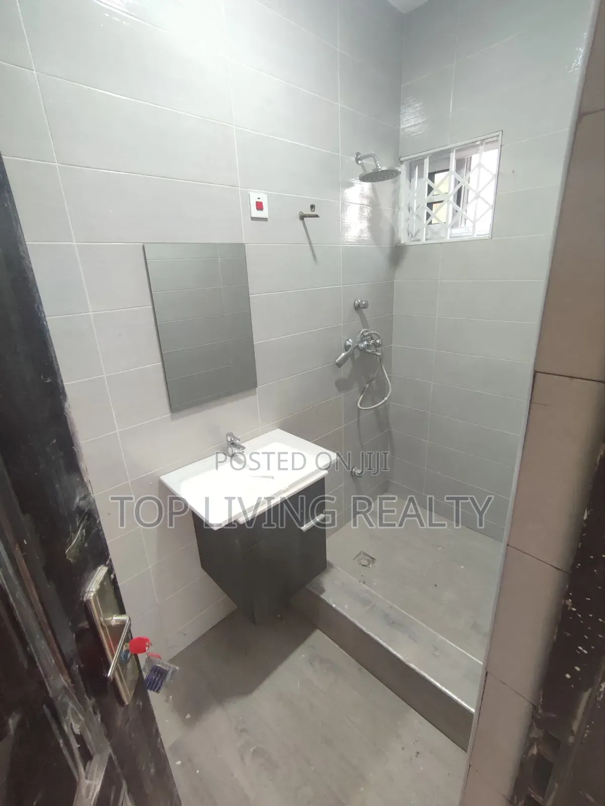 2bdrm Apartment in Nanakrom, Nmai-Dzorn for sale in Nmai-Dzorn