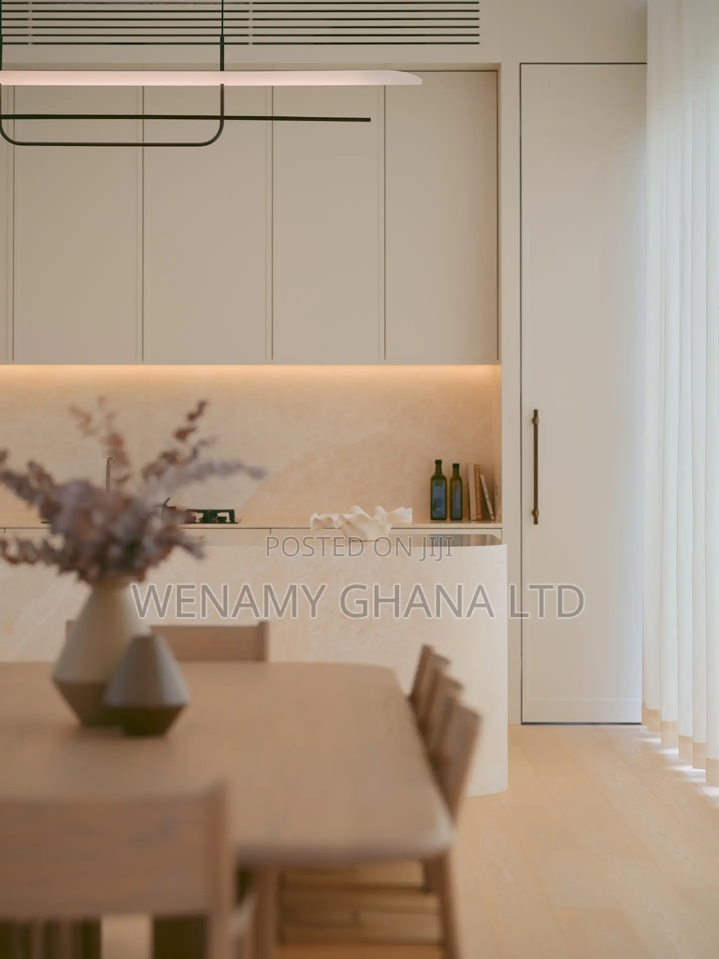 3bdrm Bungalow in Accra for sale in Accra Metropolitan