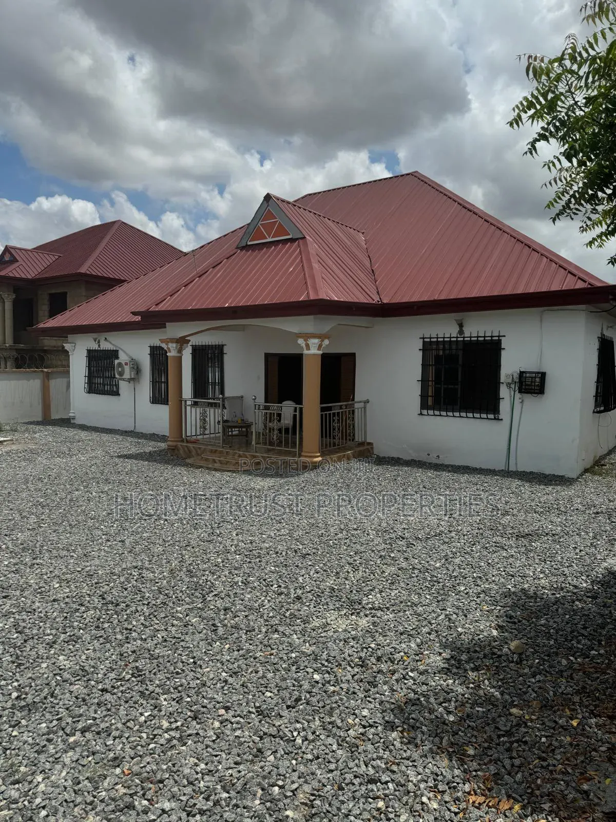 5bdrm House in Amasaman Odontia for sale in Amasaman
