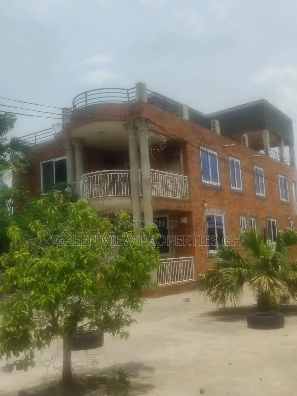 6bdrm House in Weija for sale in Weija