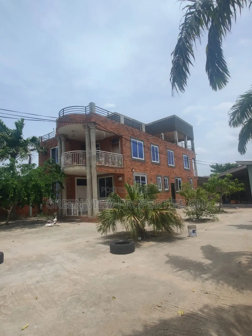 6bdrm House in Weija for sale in Weija