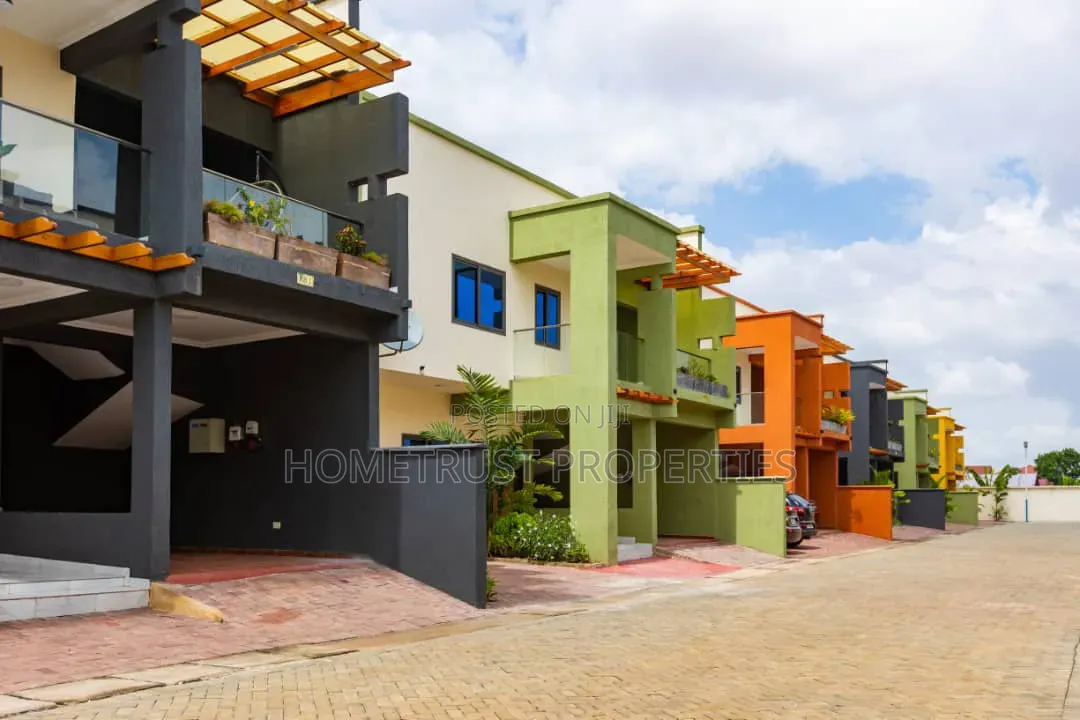 Furnished 3bdrm Duplex in Achimota Mall Area for rent in The Mall