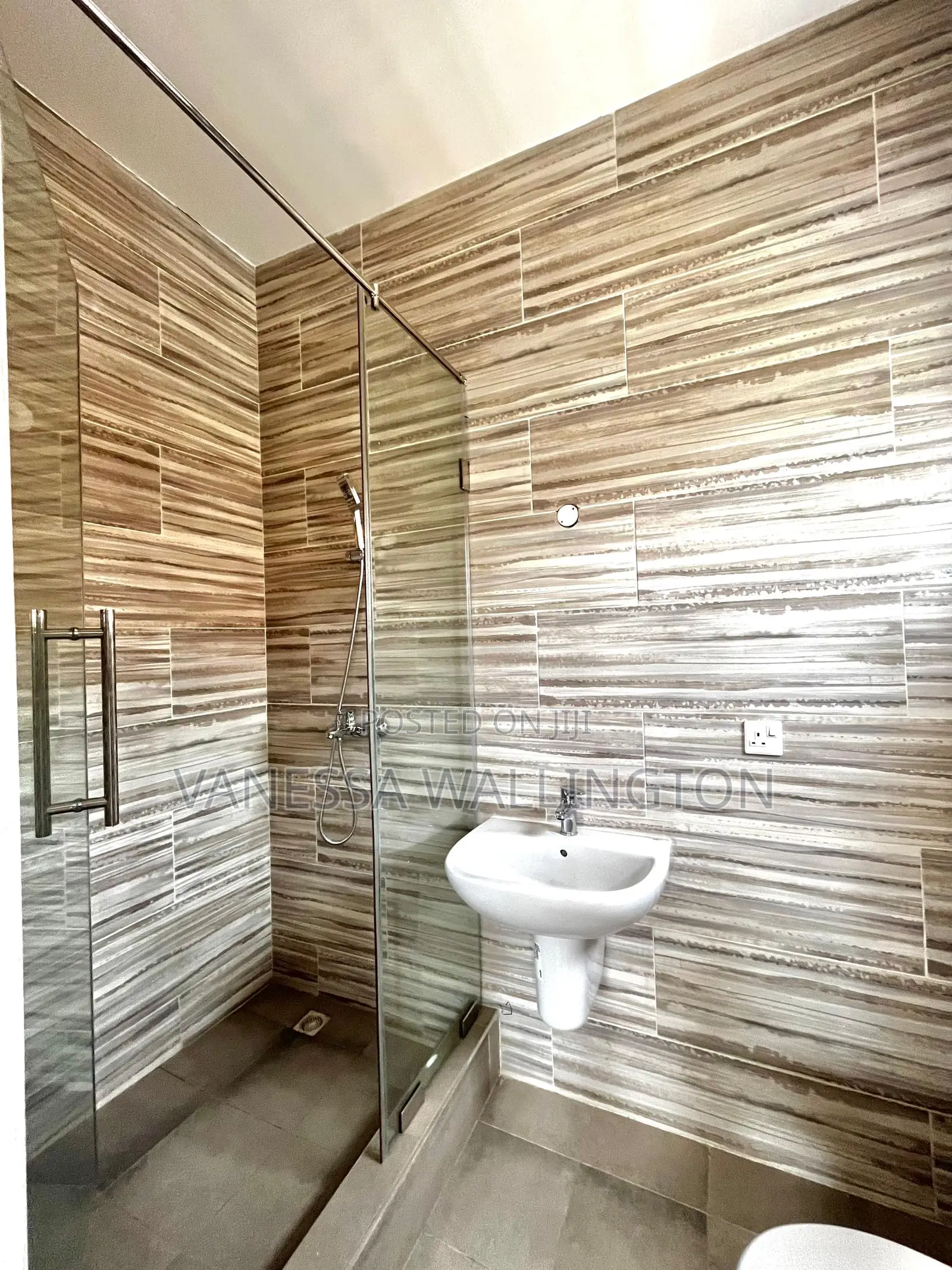 4bdrm House in Spintex for rent in Spintex