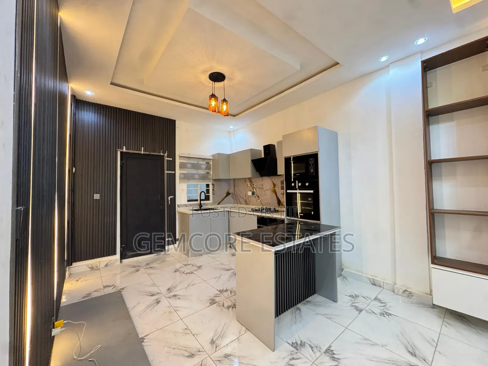 2bdrm Townhouse/Terrace in Nanakrom, Ashaley Botwe for sale in Ashaley Botwe