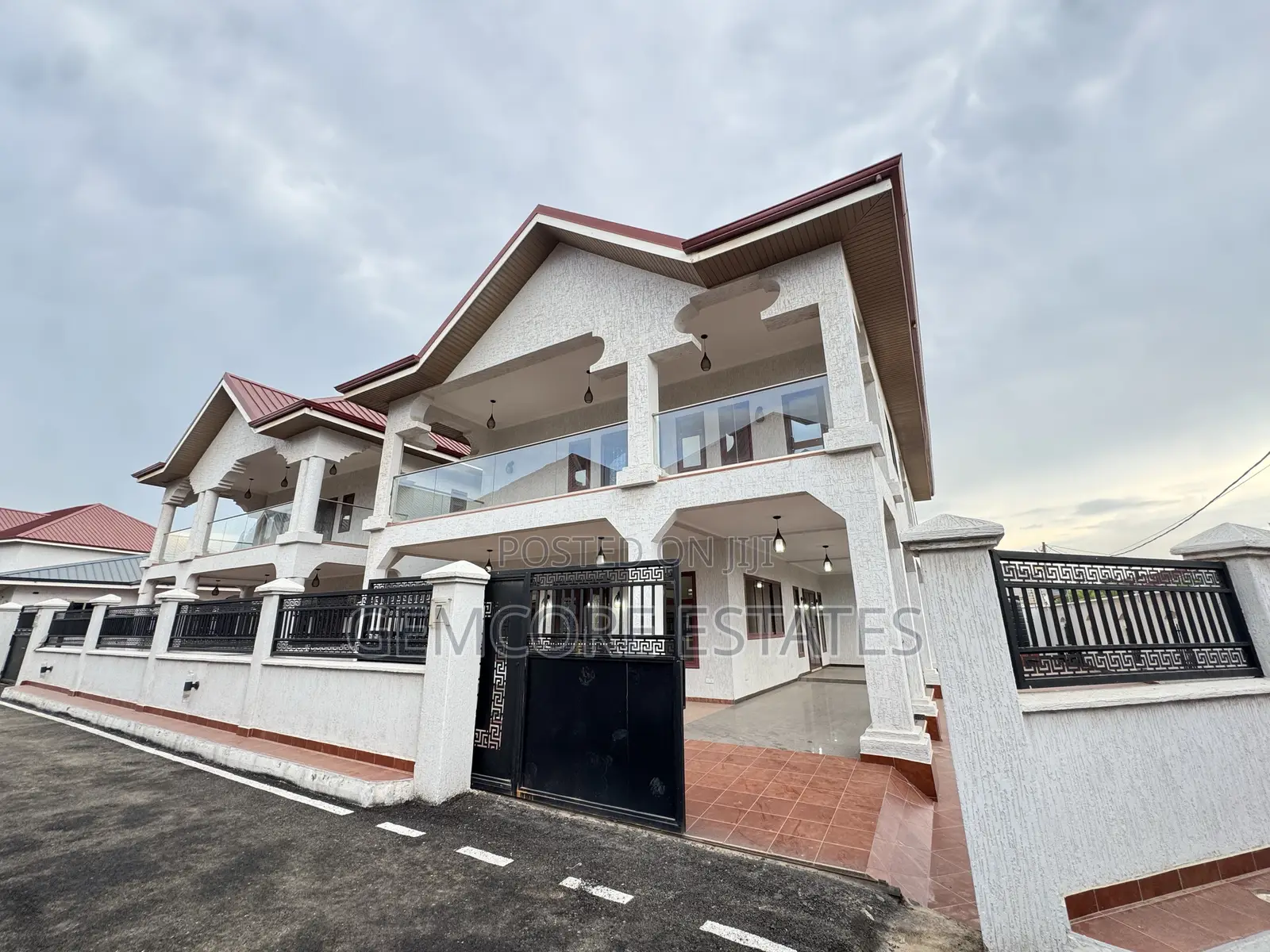 4bdrm Townhouse / Terrace in Coco Vanilla, Adjiriganor for rent in Adjiriganor