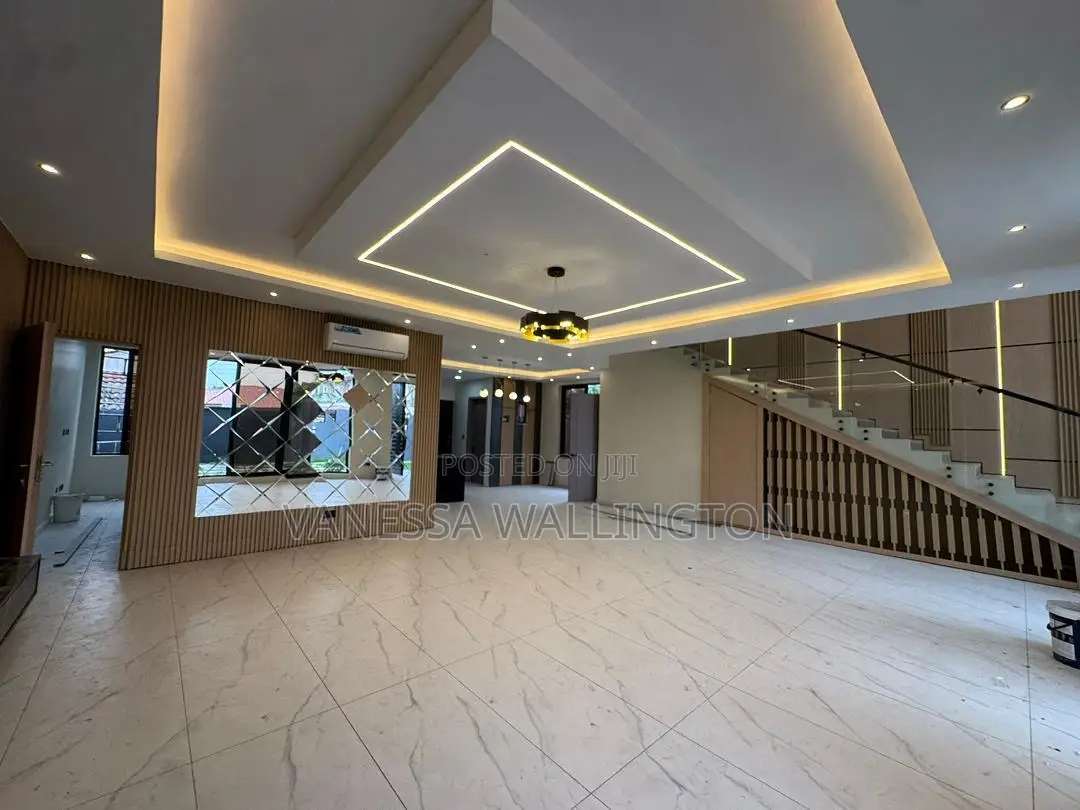 4bdrm House in East Legon for sale in East Legon