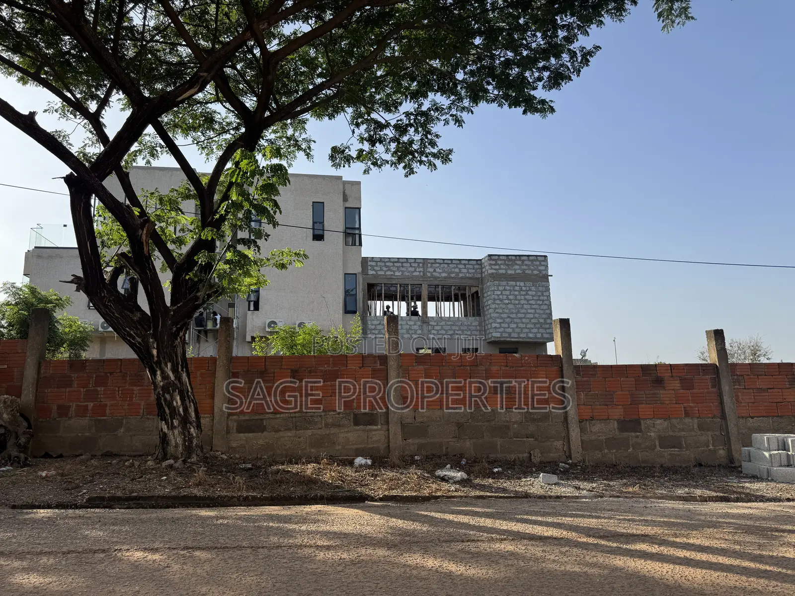 Estate Land for Sale, Fully Walled, Adjiriganor in Otano