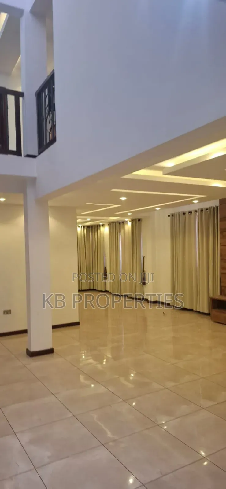 5bdrm Duplex in Kb Properties, Baatsona Total for rent in Baatsona Total