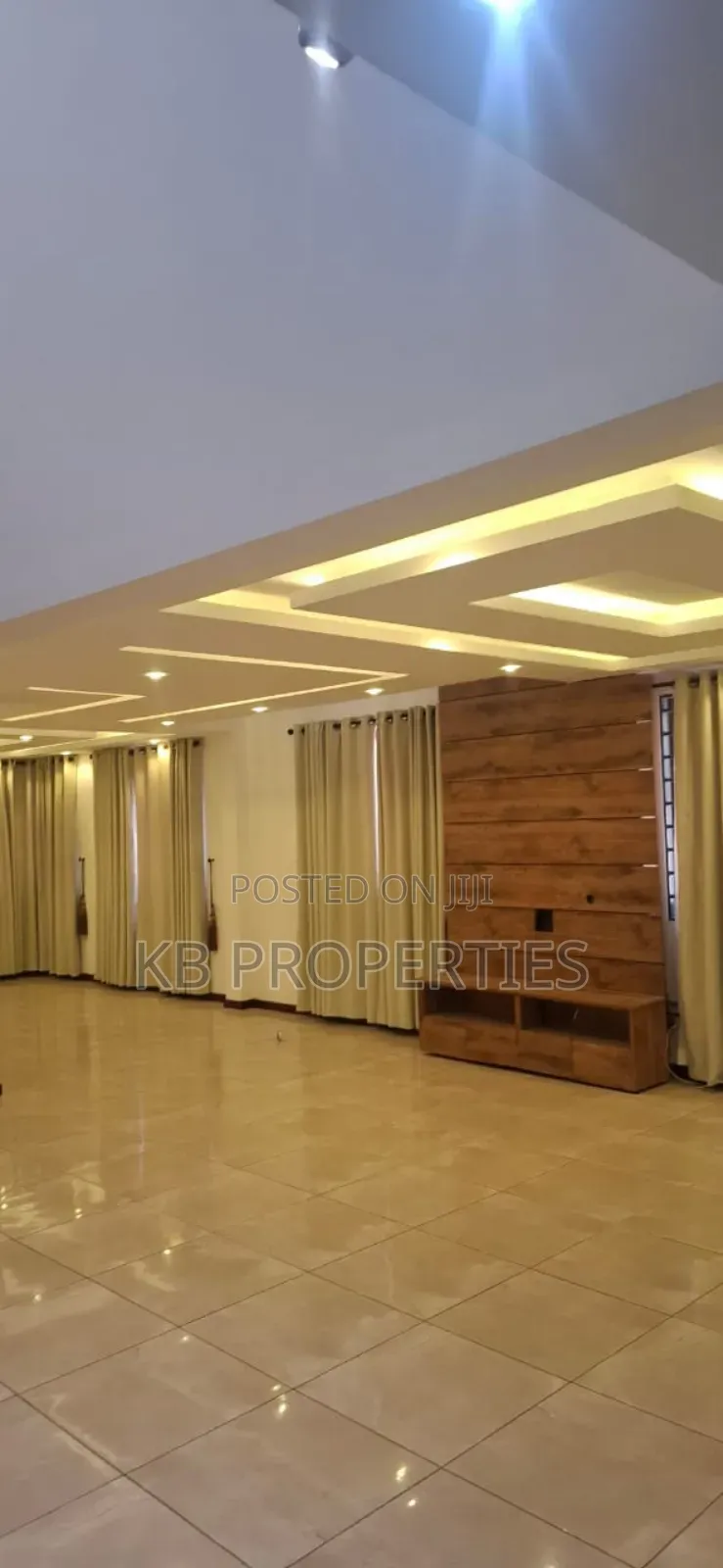 5bdrm Duplex in Kb Properties, Baatsona Total for rent in Baatsona Total