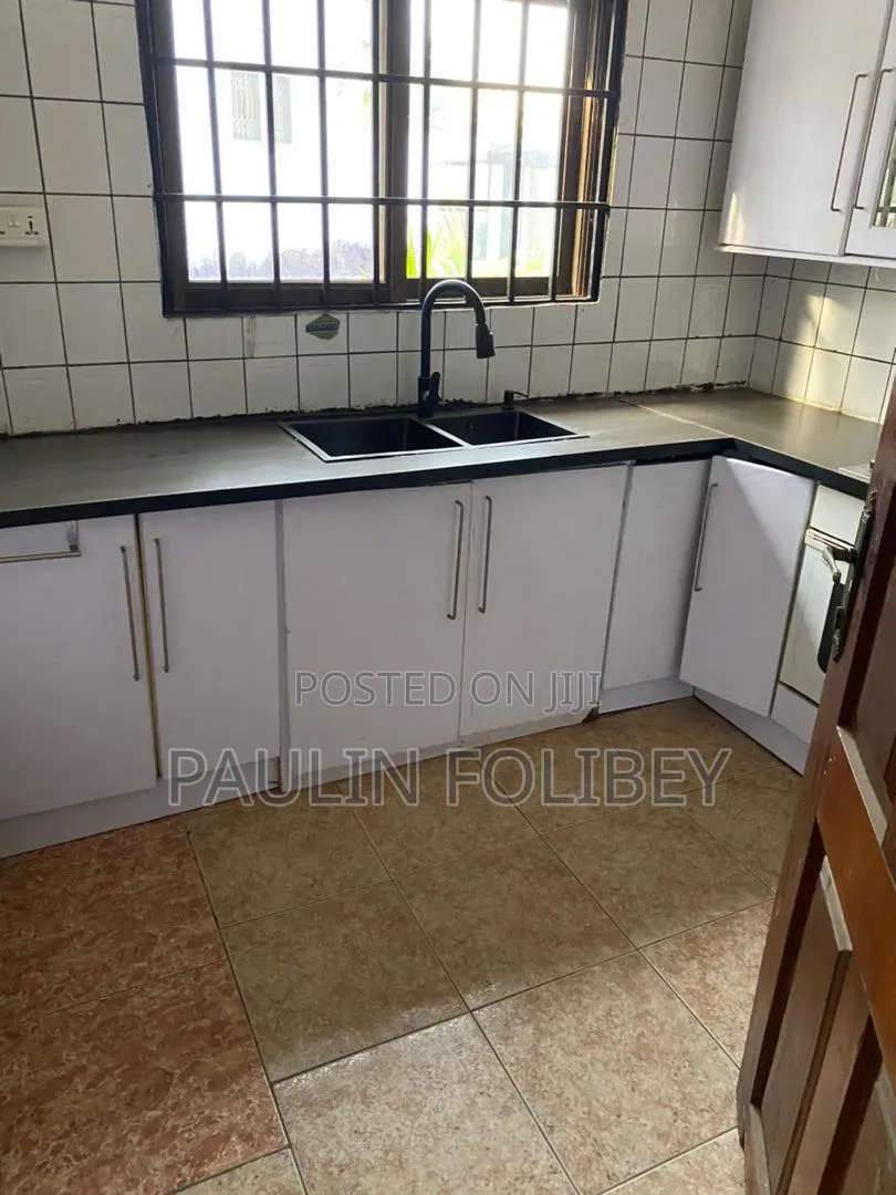 3bdrm House in Dgproperties, Ofankor for rent in Ofankor