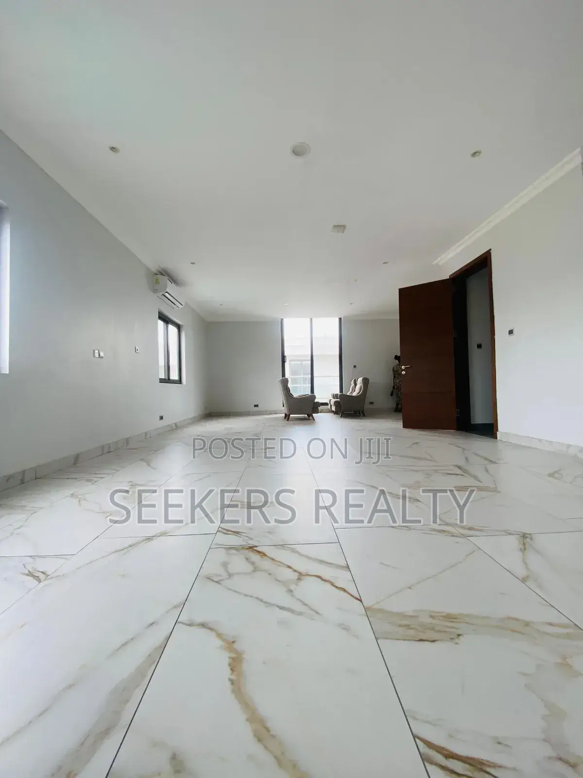 5bdrm House in Seekers Realty, Ghana Flag for sale in Ghana Flag
