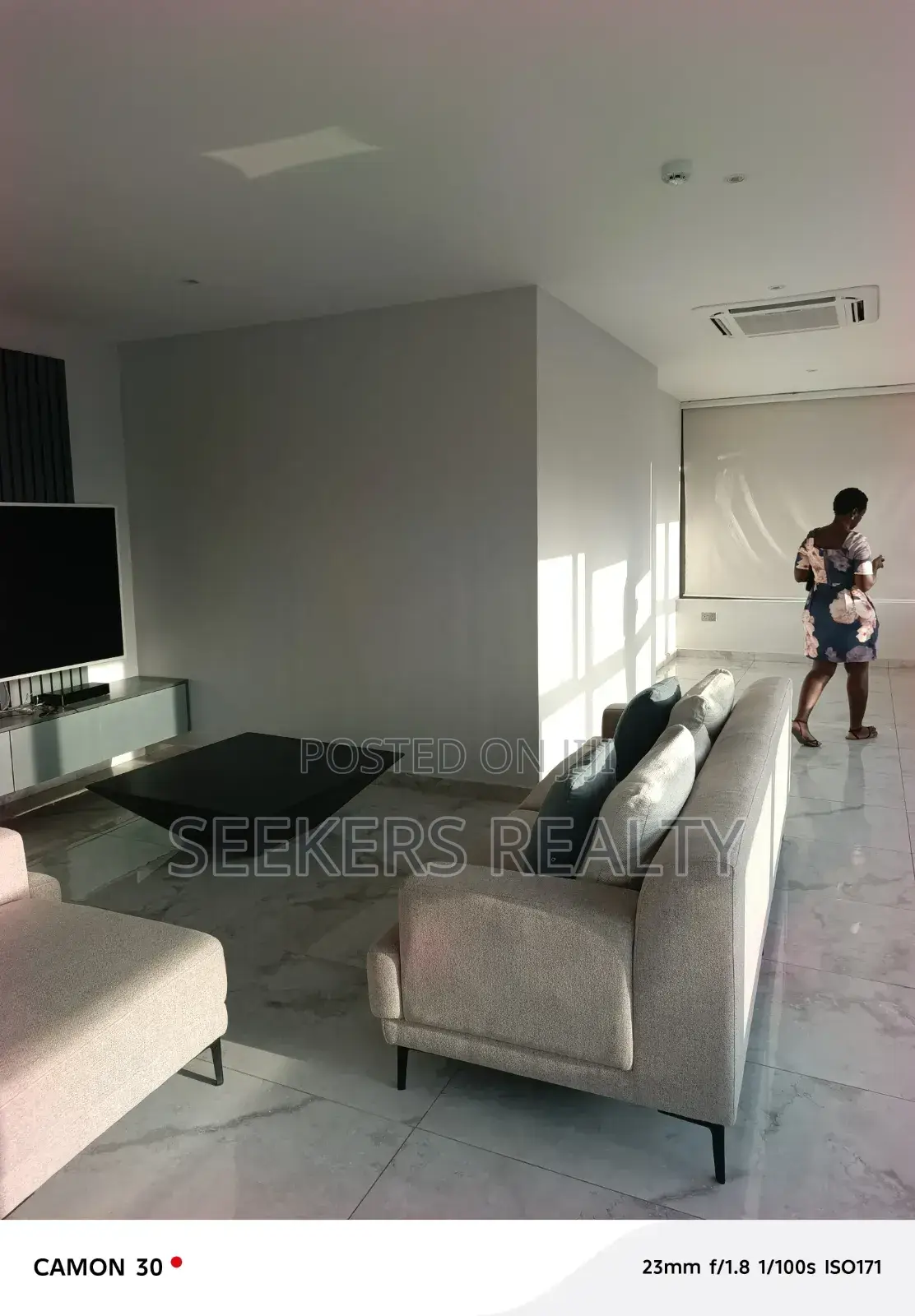 Furnished 1bdrm Apartment in Seekers Realty, Oxford Street for rent in Oxford Street