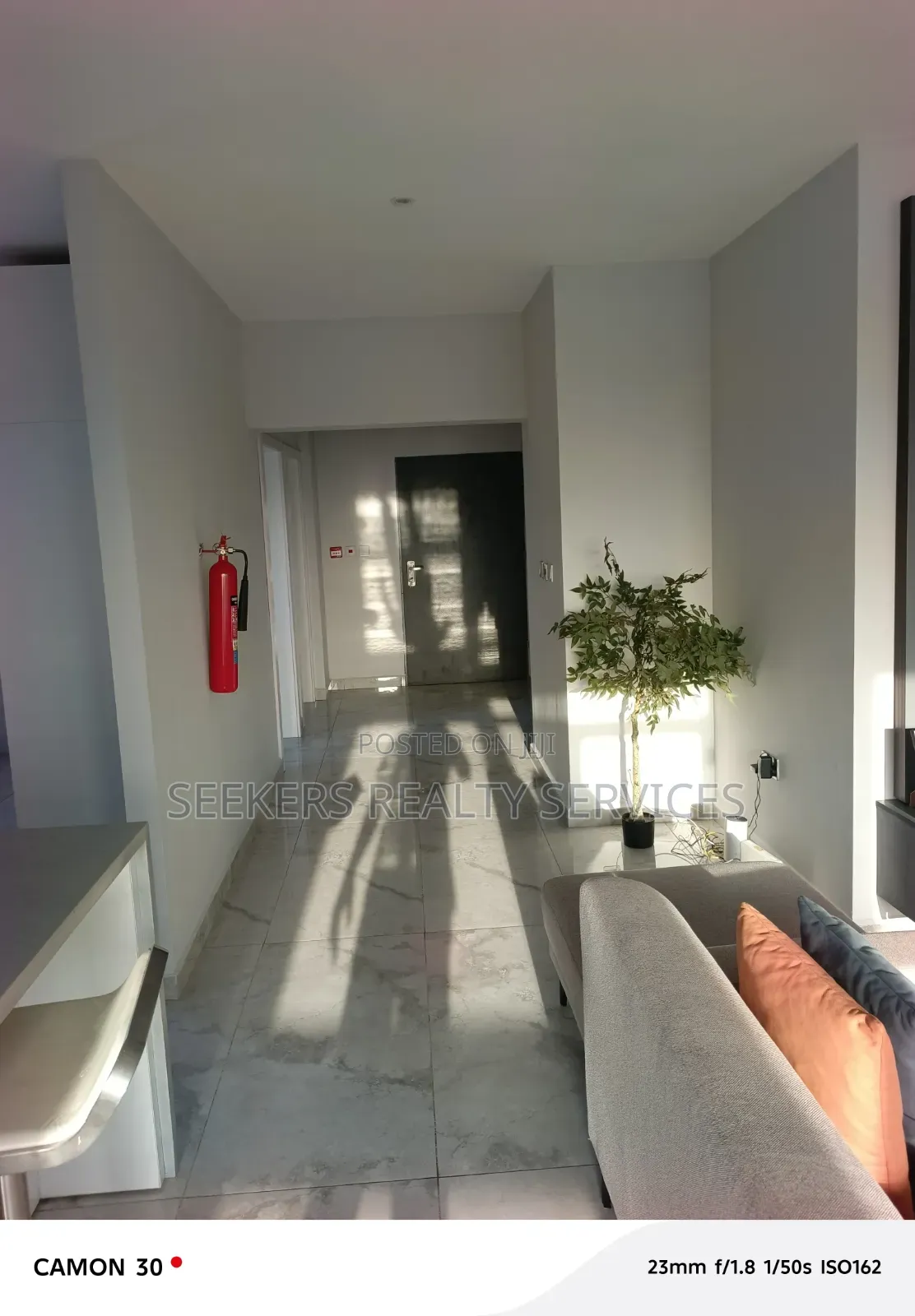 Furnished 1bdrm Apartment in Seekers Realty, Oxford Street for rent in Oxford Street