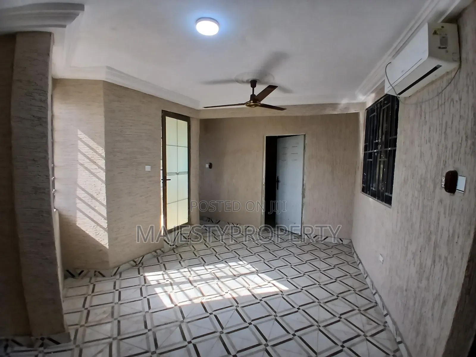 1bdrm Apartment in Batsona, Baatsona Total for rent in Baatsona Total