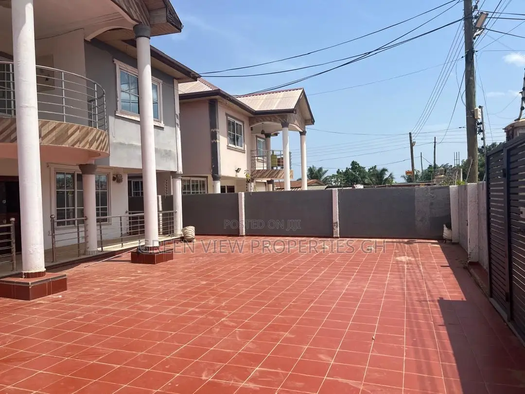5bdrm House in Ofankor for rent in Ofankor