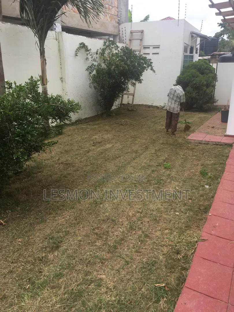 Mini Flat in Lesmon Investment, Sakumono for sale in Sakumono