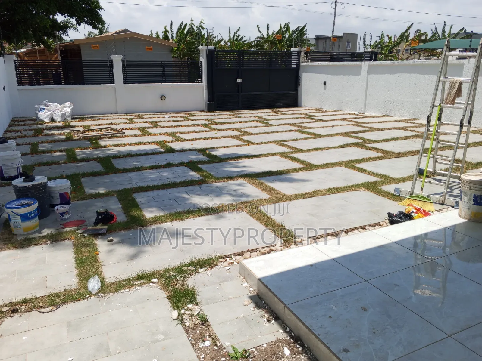 3bdrm Duplex in Hfc Estate, Baatsona Total for rent in Baatsona Total