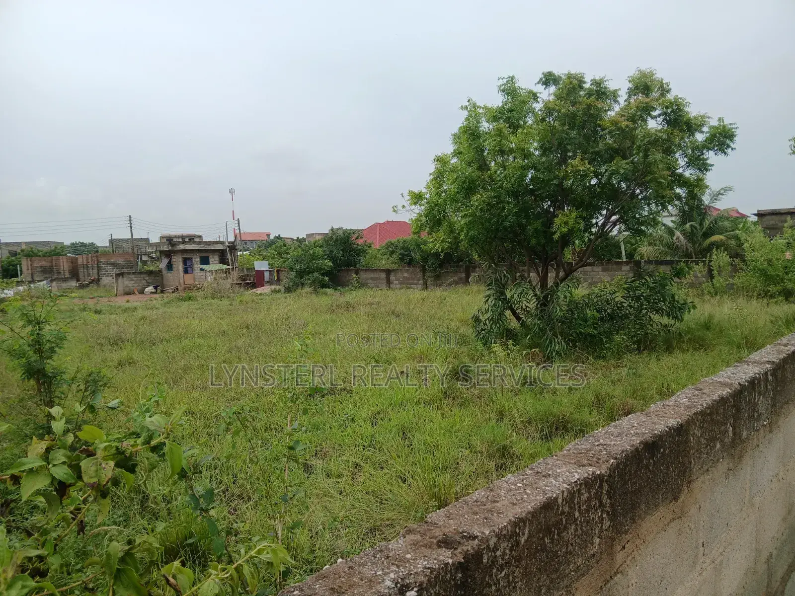 80x80ft Land Off Amrahia-Katamanso Road in Amrahia