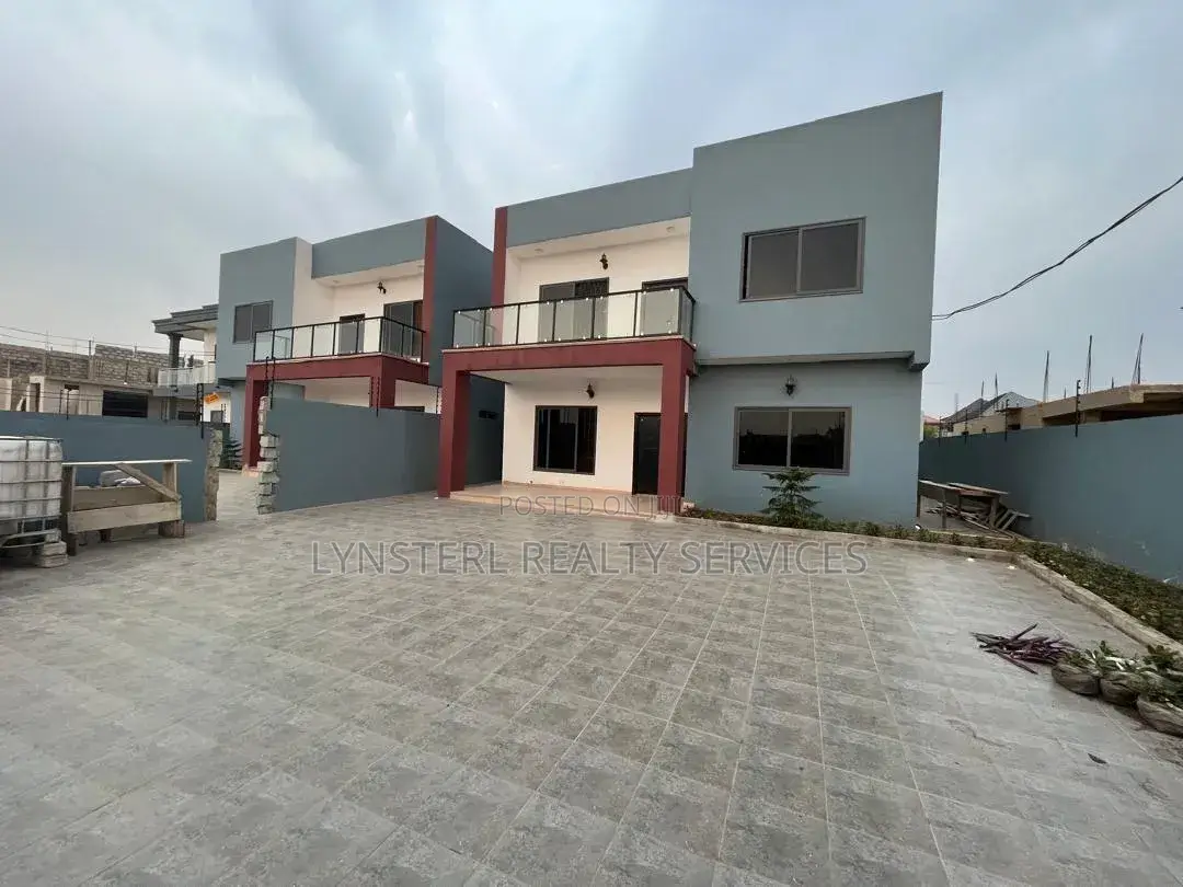 4bdrm House in Lake Side Estate for sale in Lake Side Estate