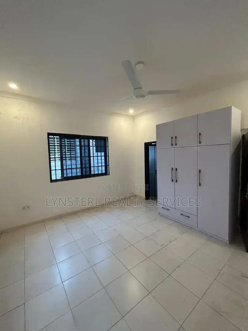 4bdrm House in Lake Side Estate for sale in Lake Side Estate