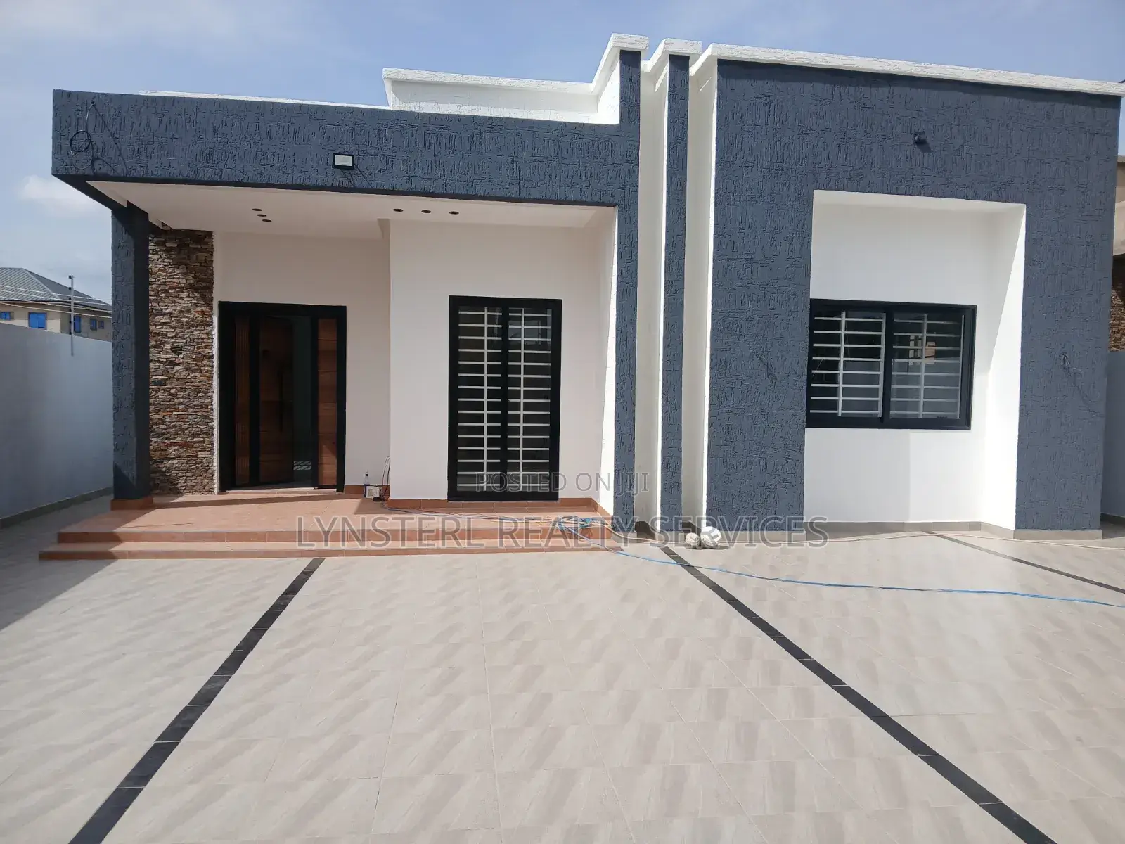 3bdrm Bungalow in Oyarifa Mall Area for sale in Oyarifa Mall Area