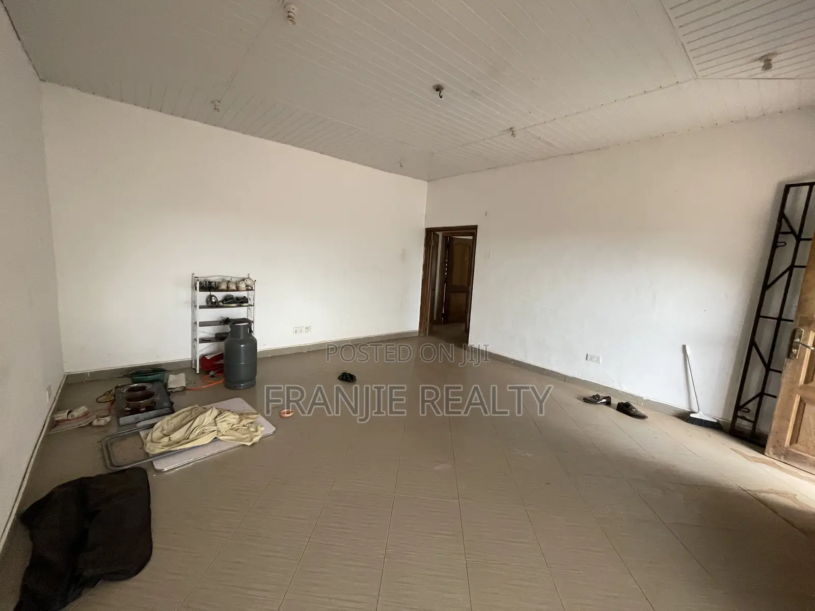 2bdrm Apartment in Franjie Realty, Weija for rent in Weija