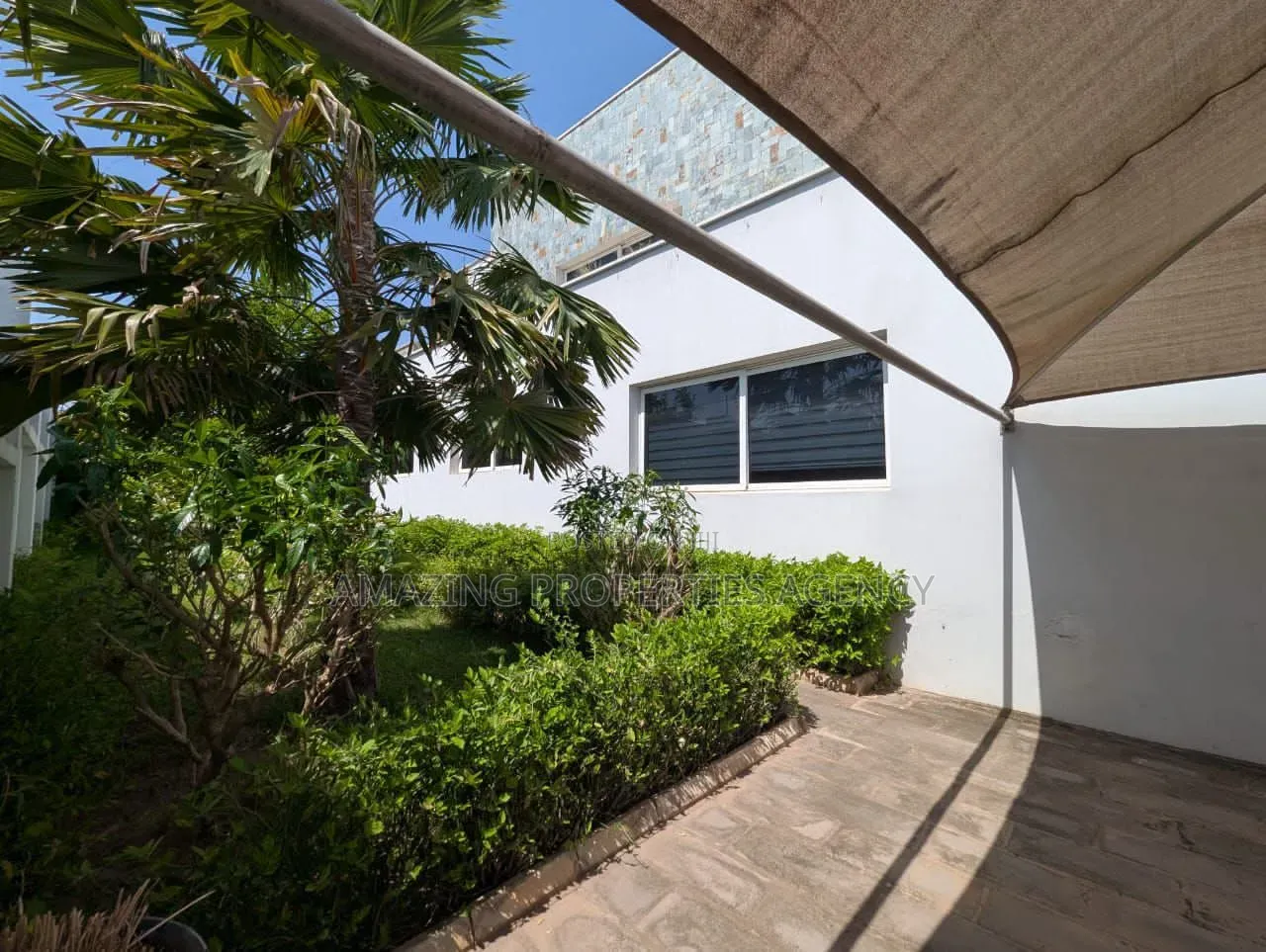 5bdrm House in Airport Hills for sale in Airport Residential Area