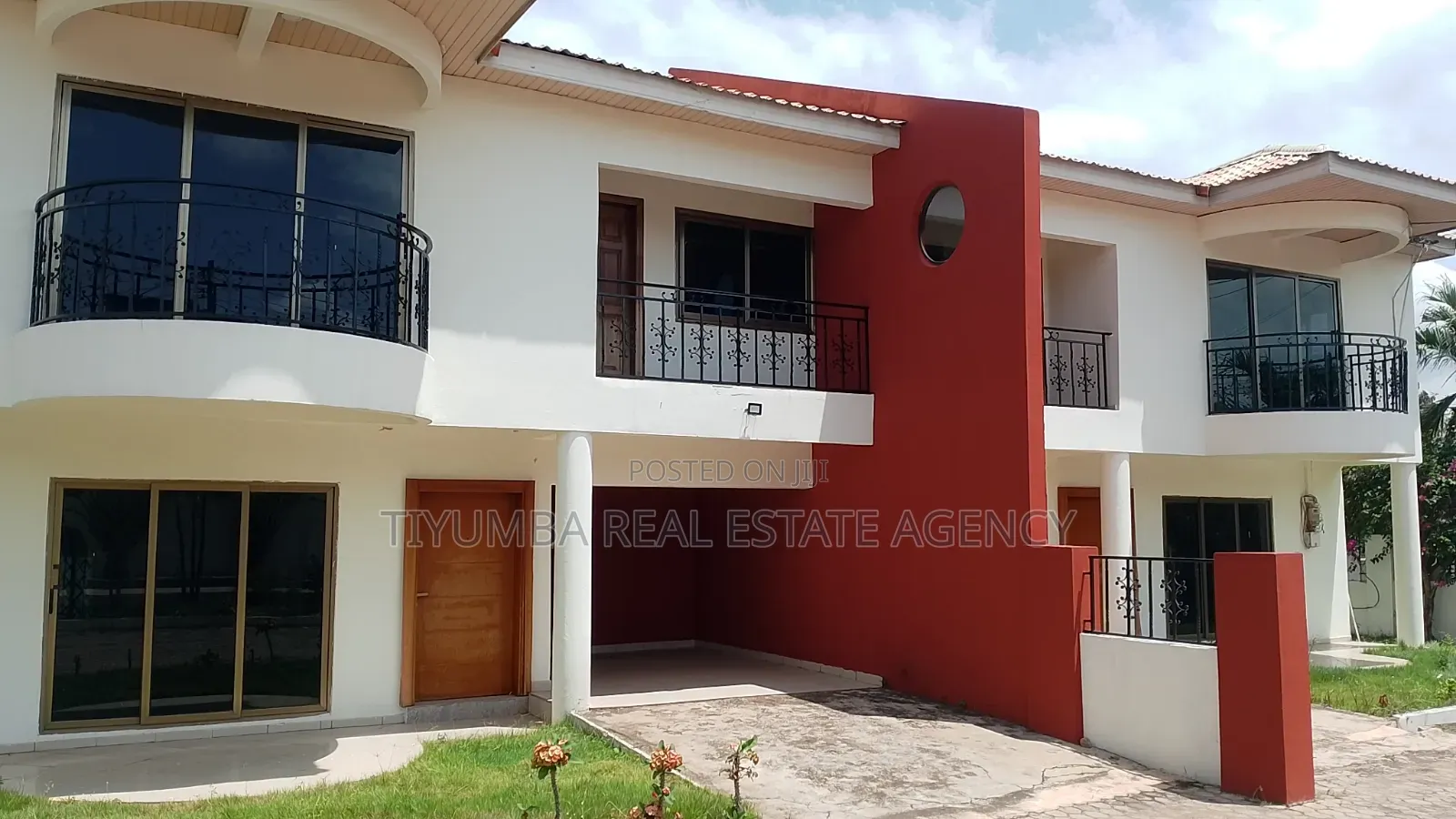 4bdrm Duplex in Tiyumba Real Estate, North Legon for rent in North Legon