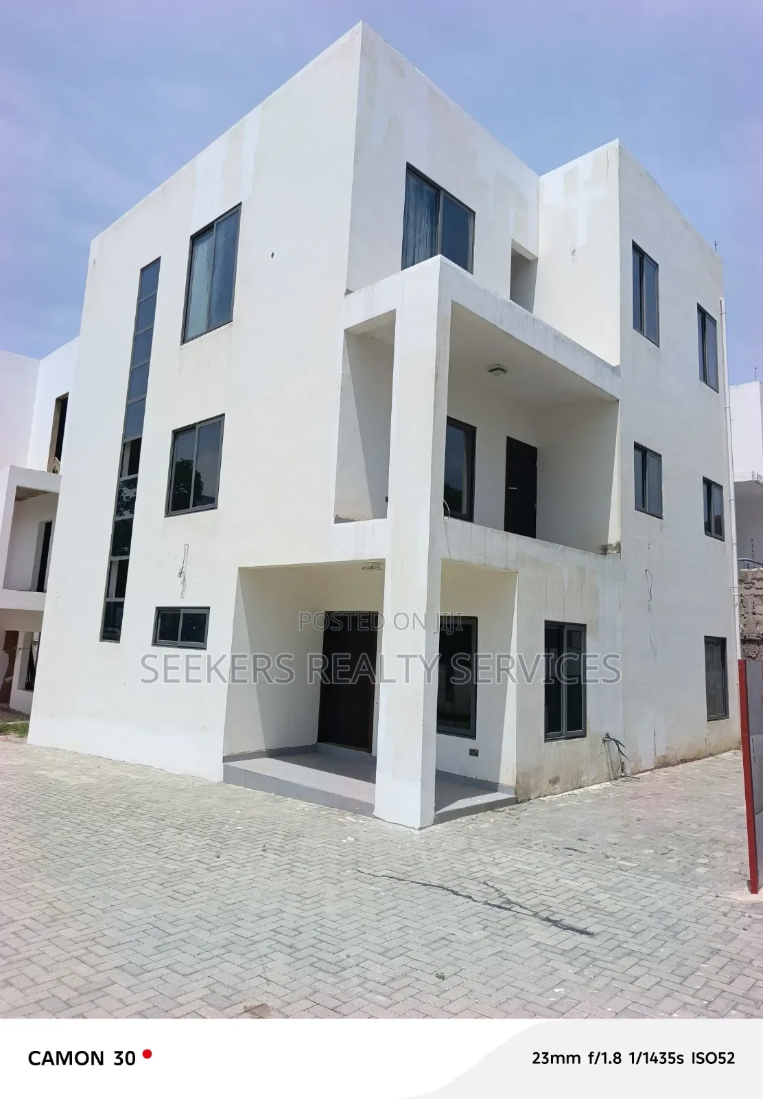 4bdrm Townhouse/Terrace in Seekers Realty, US Embassy Area for sale in US Embassy Area