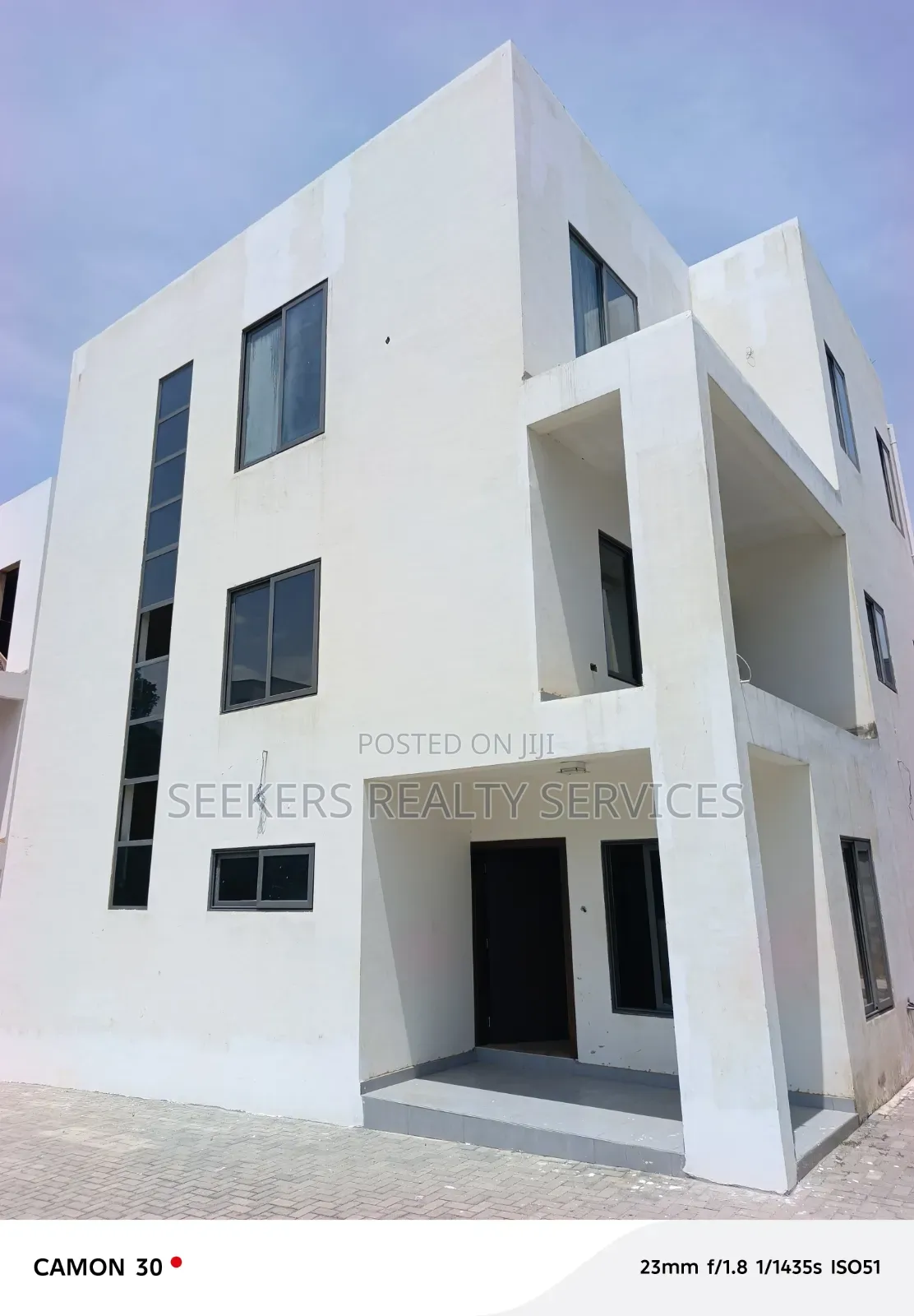 4bdrm Townhouse/Terrace in Seekers Realty, US Embassy Area for sale in US Embassy Area