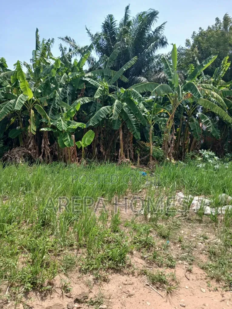 A Strategic Land for Quick Sale in Round About