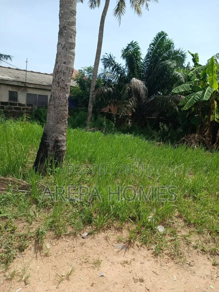 A Strategic Land for Quick Sale in Round About