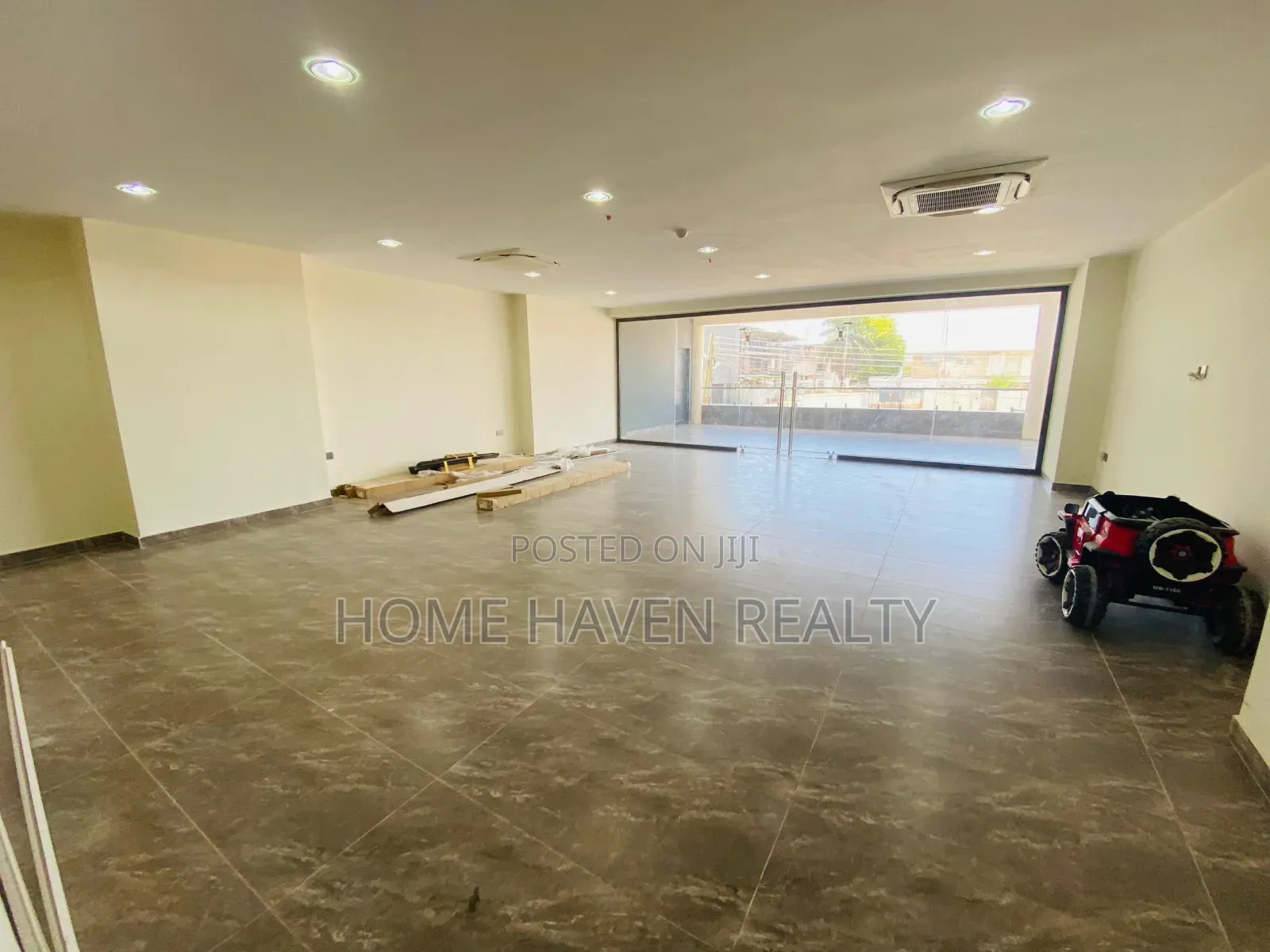 178 Square Meter Office Space for Rent at Labone in Coffee Shop Area