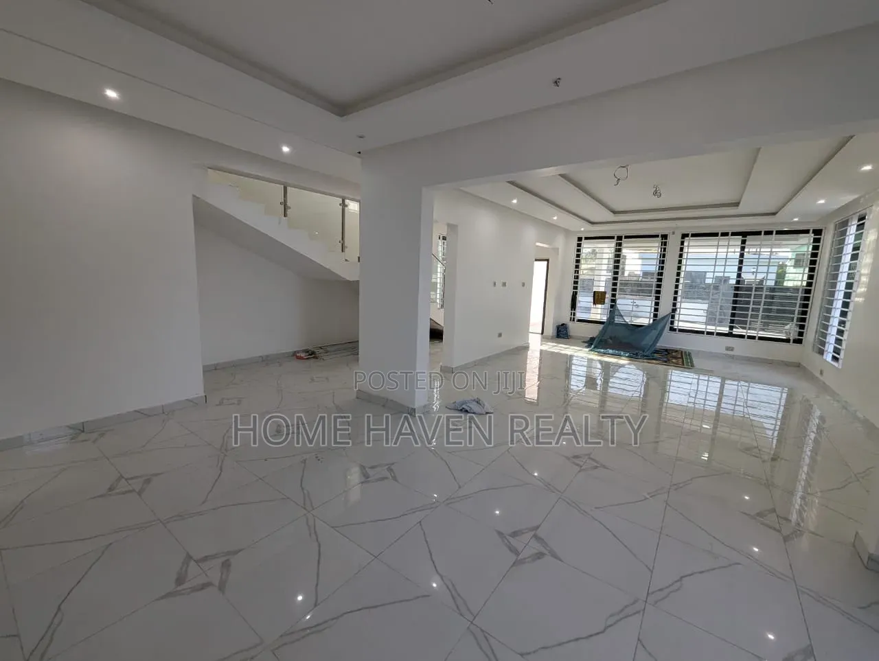 3bdrm House in Achimota Cfc Estate, The Mall for sale in The Mall