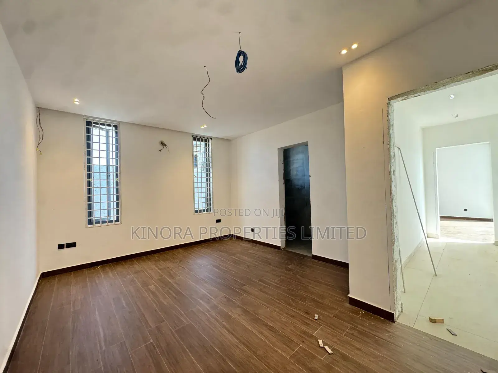 5bdrm Duplex in Oyarifa, Ghana Flag for sale in Ghana Flag