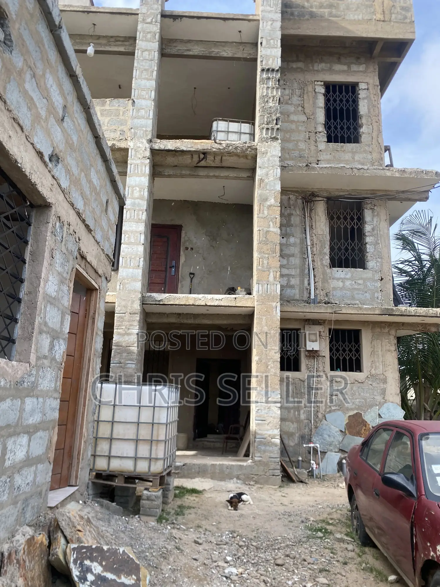 6bdrm Mansion in Prampram for sale in Prampram