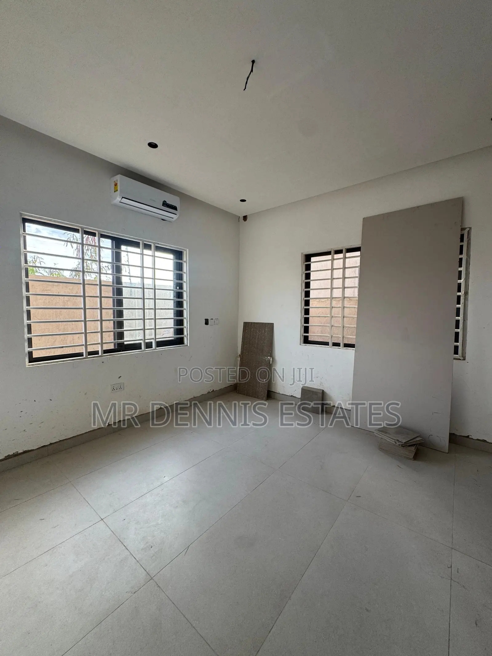 3bdrm House in Mr Dennis Estates, Pokuase for sale in Pokuase