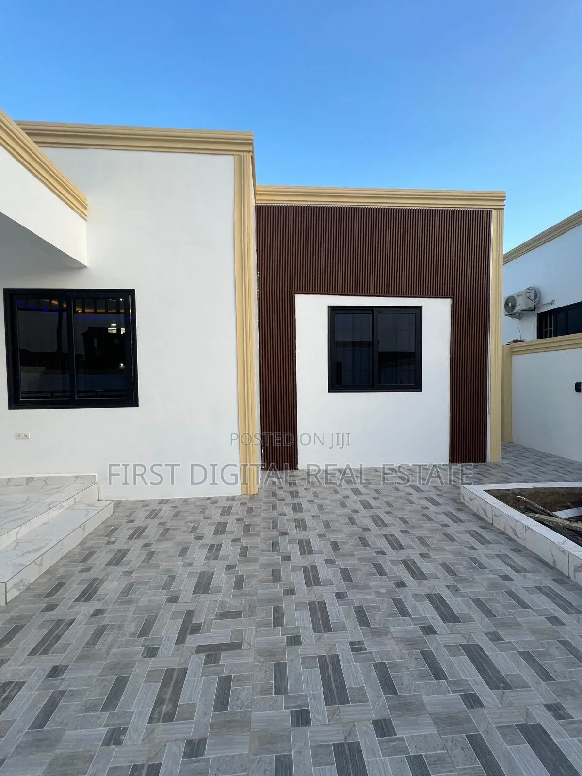 5bdrm House in First Digital Real, ECOMOG for sale in ECOMOG