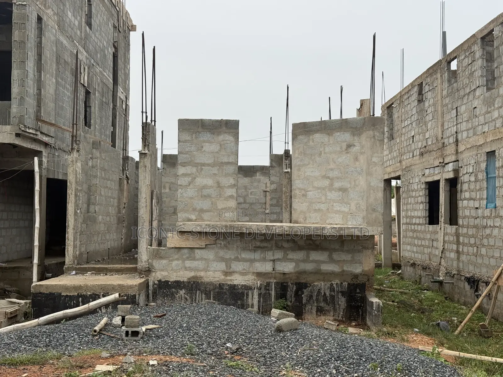 4bdrm House in Adenta, Housing Down for sale in Housing Down