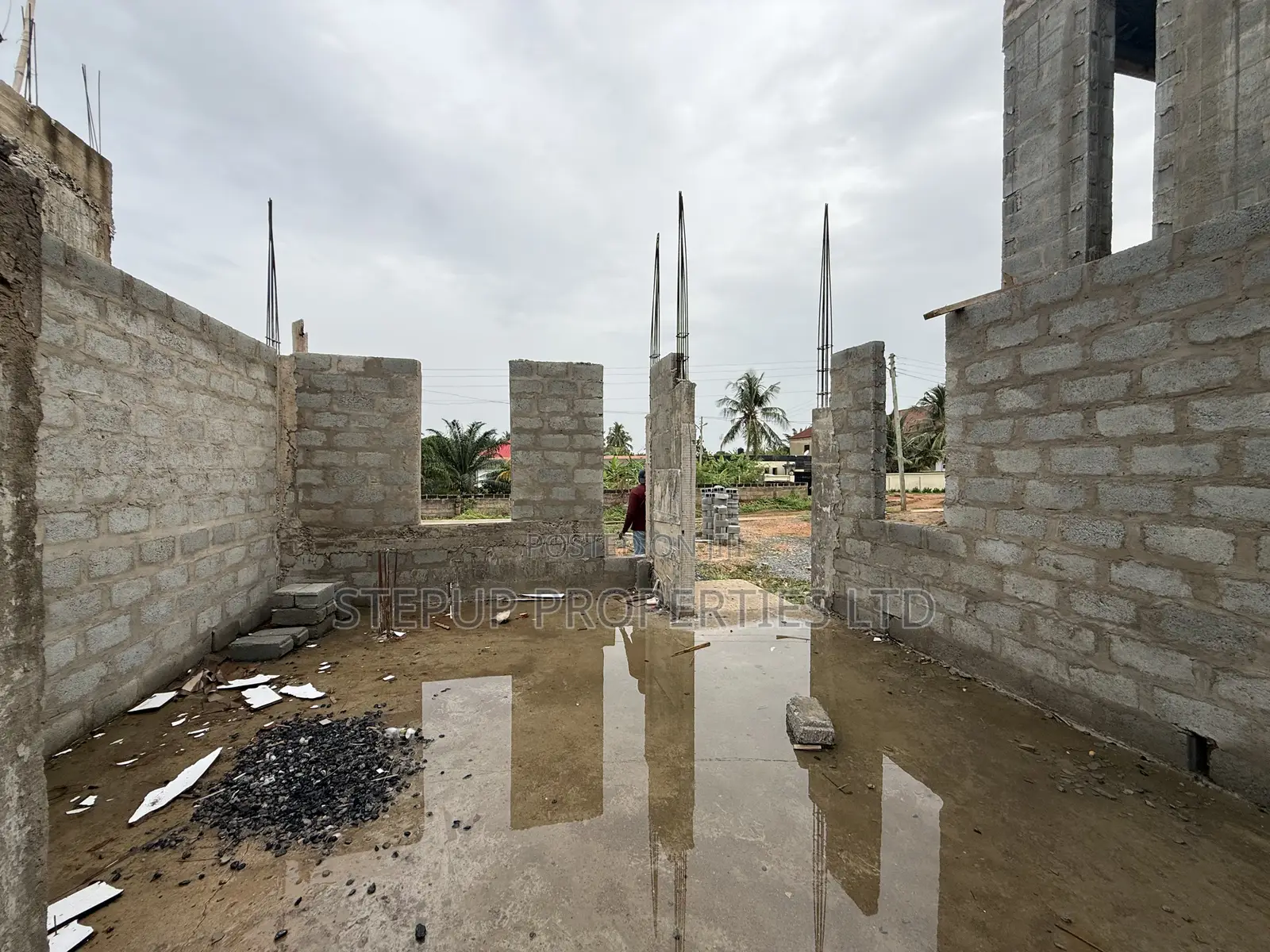 4bdrm House in Adenta, Housing Down for sale in Housing Down